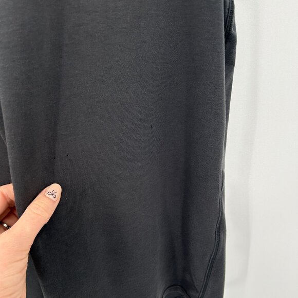 LULULEMON *Flawed* Black Well Worn Short Sleeve Relaxed Fit Workout T-Shirt XL - Picture 5 of 5